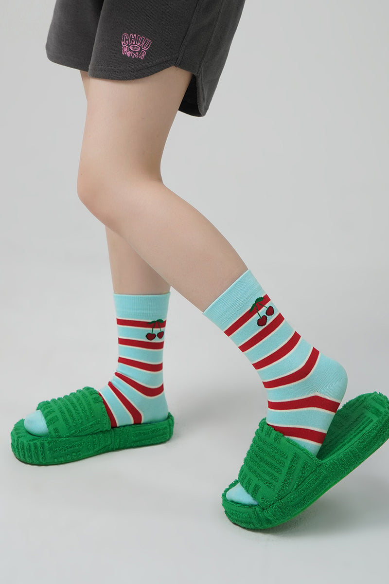 CHUU Cherry On Stripes Ankle Socks
