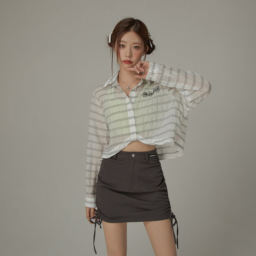 CHUU Logo Embroidered Cropped Striped Shirt