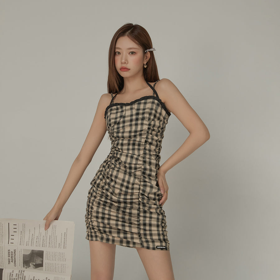 CHUU Check Sleeveless Halter Neck Shirring Dress