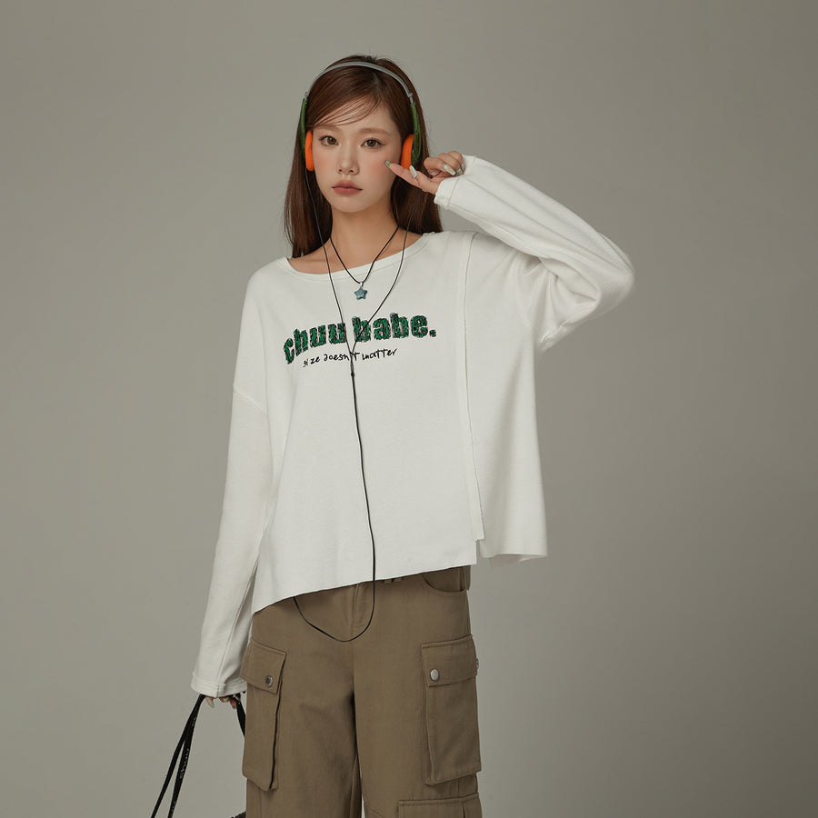 CHUU Embroidered Logo Boxy T-Shirt