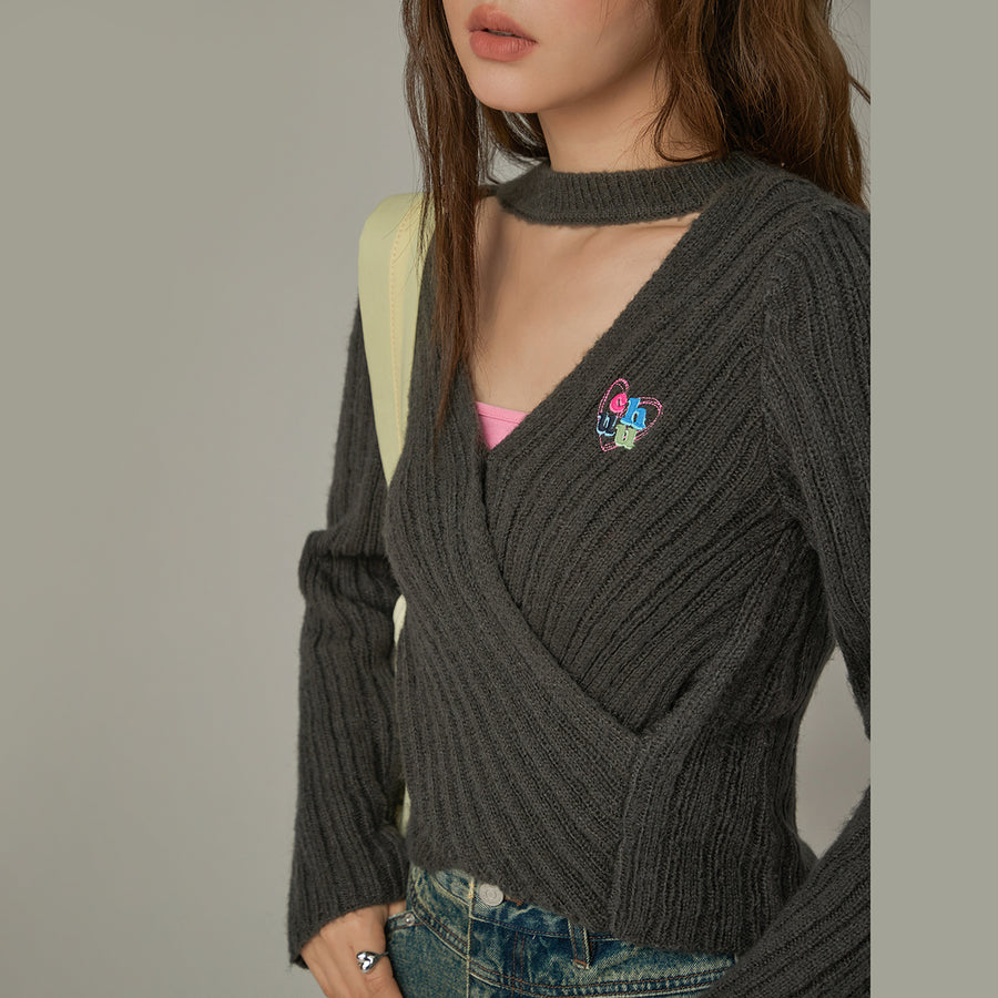 CHUU Rainbow Logo Twist Ribbed Knit Sweater