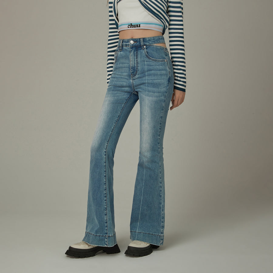 CHUU Ripped Pocket Cutout Waist Bootcut Jeans