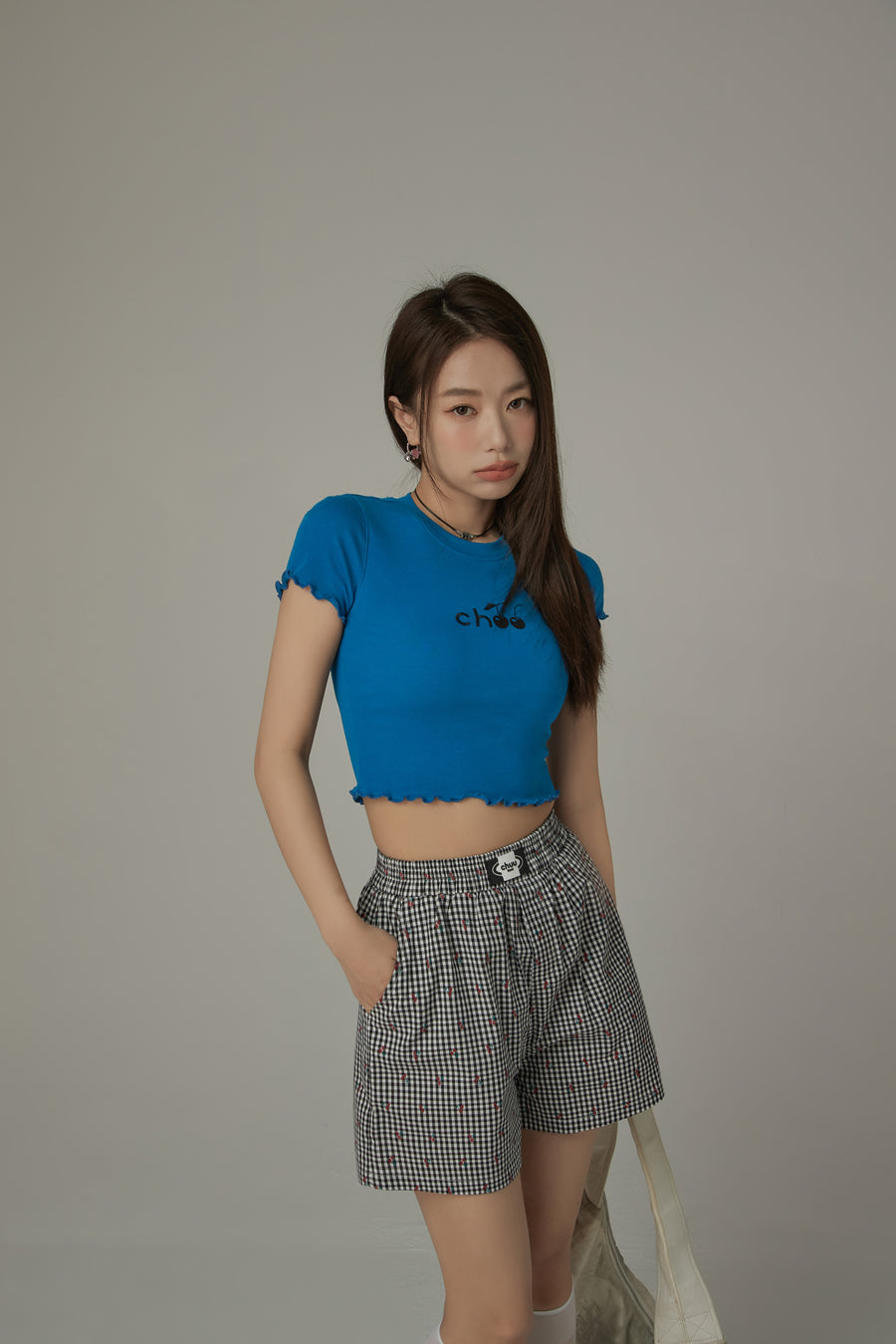 CHUU Cherry Check Shorts