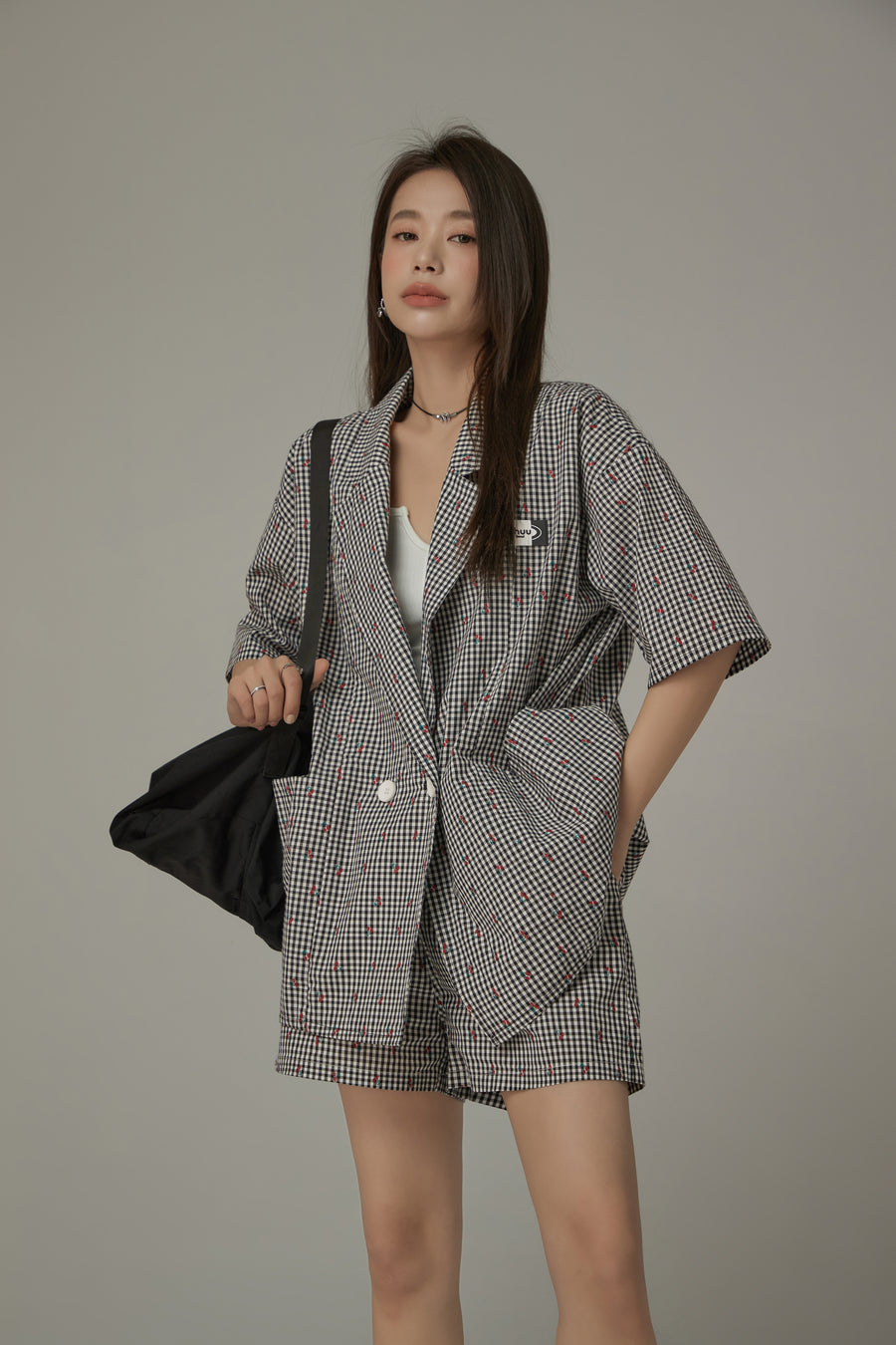 CHUU Cherry Check Shorts