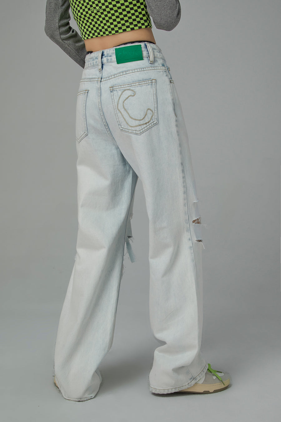 CHUU Distressed Bootcut Denim Jeans