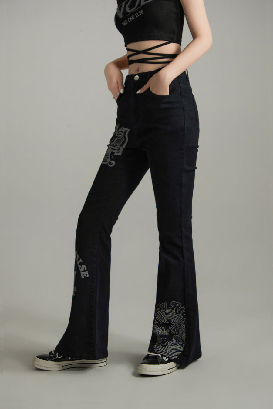 CHUU Easy Ride Printed Bootcut Pants