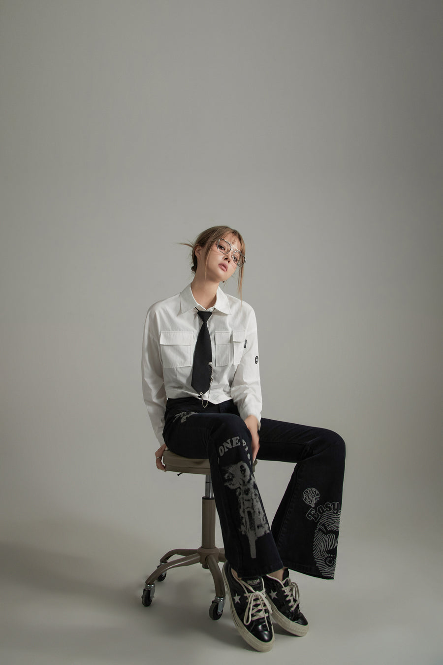 CHUU Easy Ride Printed Bootcut Pants