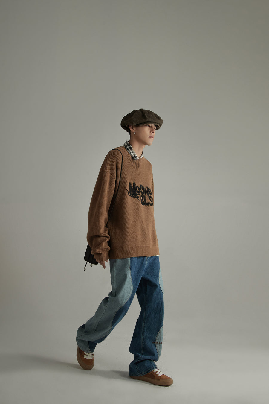 CHUU Boyfriend Round Neck Loose Sweater