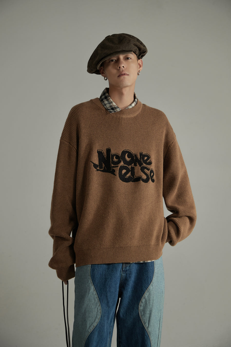 CHUU Boyfriend Round Neck Loose Sweater