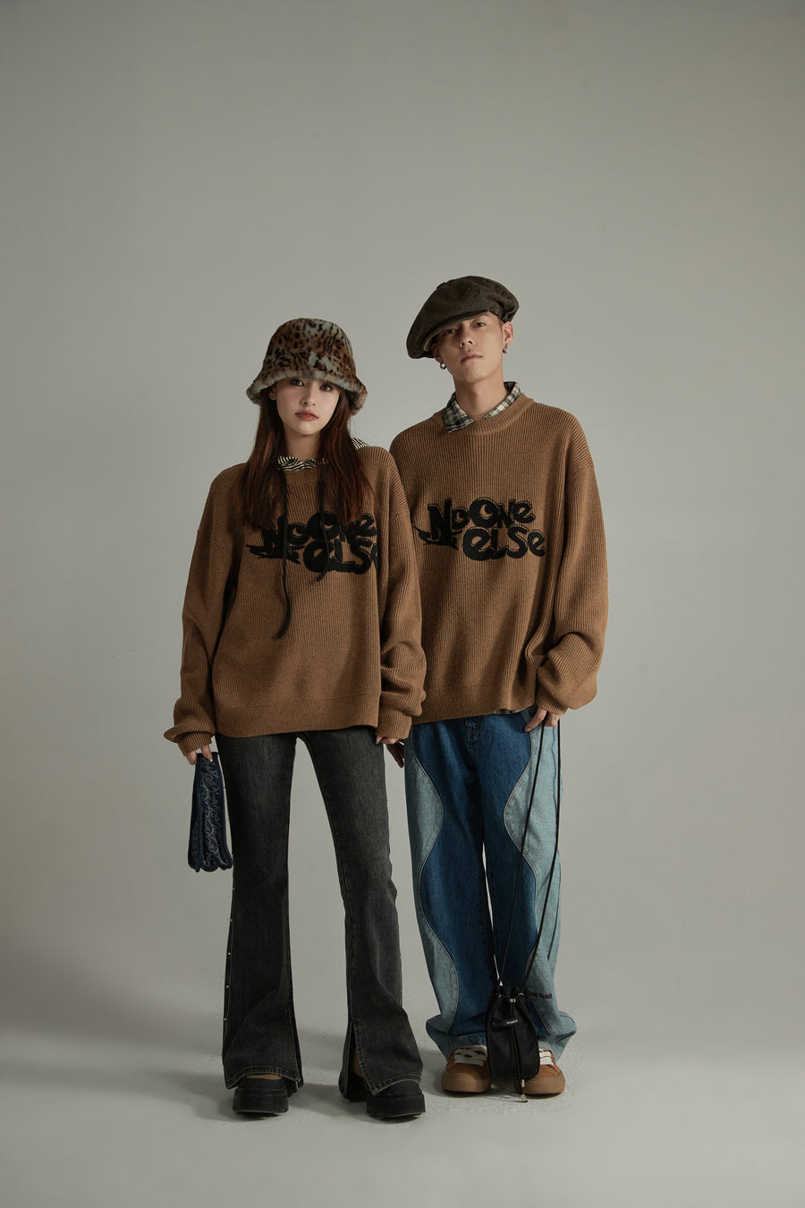 CHUU Boyfriend Round Neck Loose Sweater