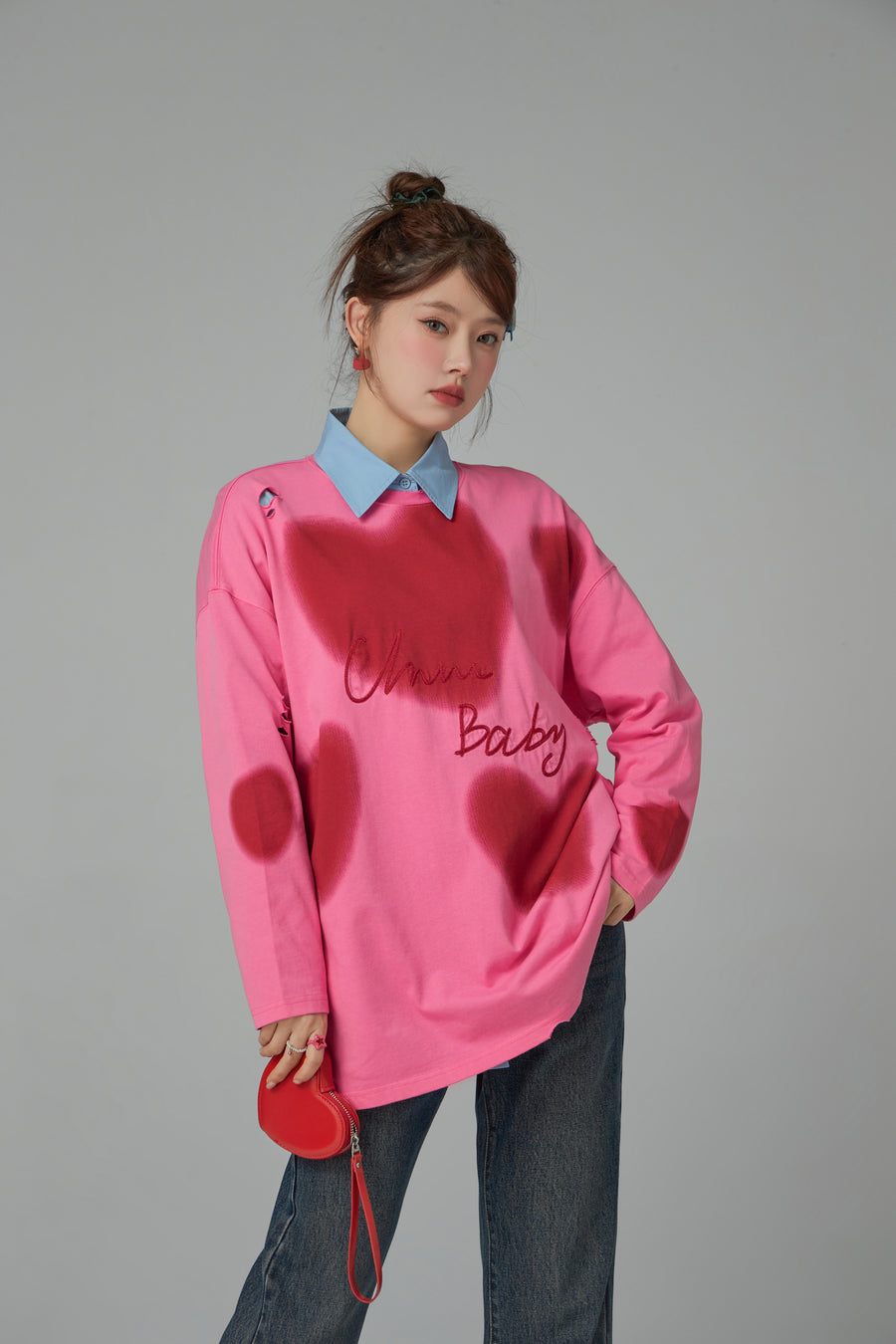 CHUU Lightly Distressed Heart Loose Fit T-Shirt