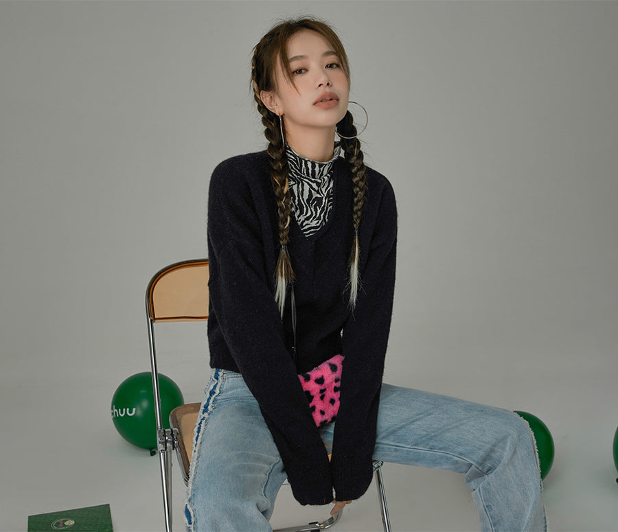 CHUU Recognize The Symbols Knit Sweater