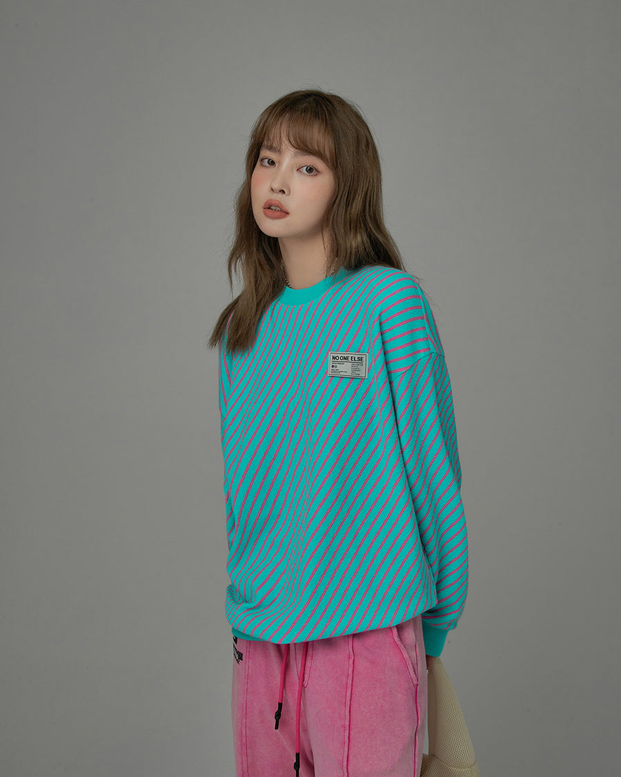 CHUU What Should I Say Sweatshirt