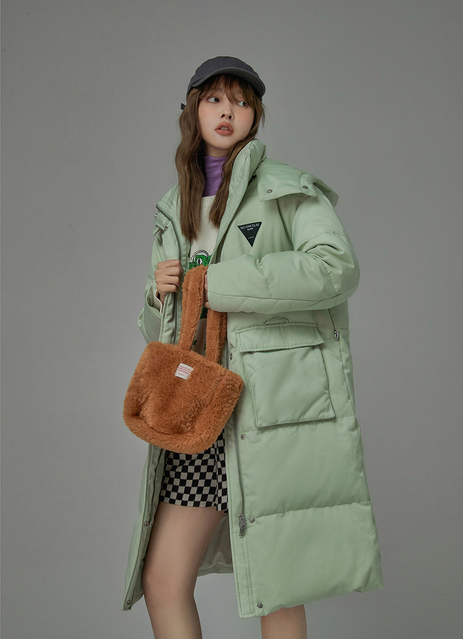 CHUU Sharing Passion Long Padded Coat