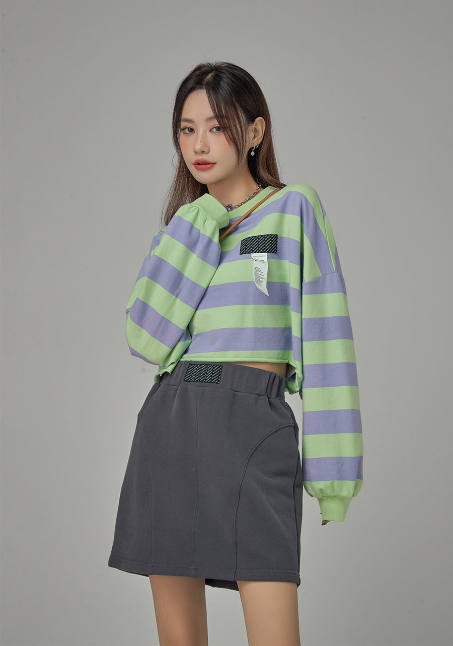 CHUU Never Without You Stripes Boxy Sweatshirt