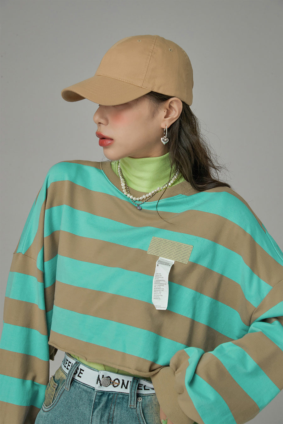 CHUU Never Without You Stripes Boxy Sweatshirt