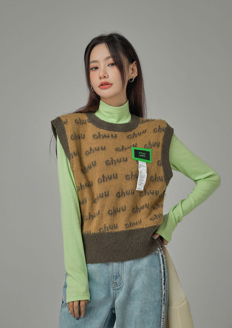 CHUU Embrace The Concept Lettering Knit Vest