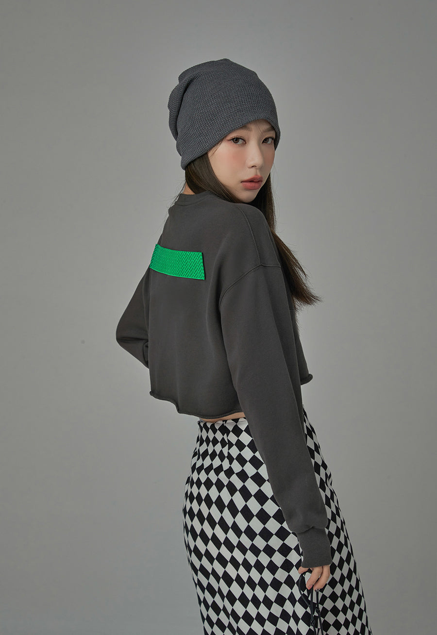 CHUU Self-Expression Cropped Sweatshirt