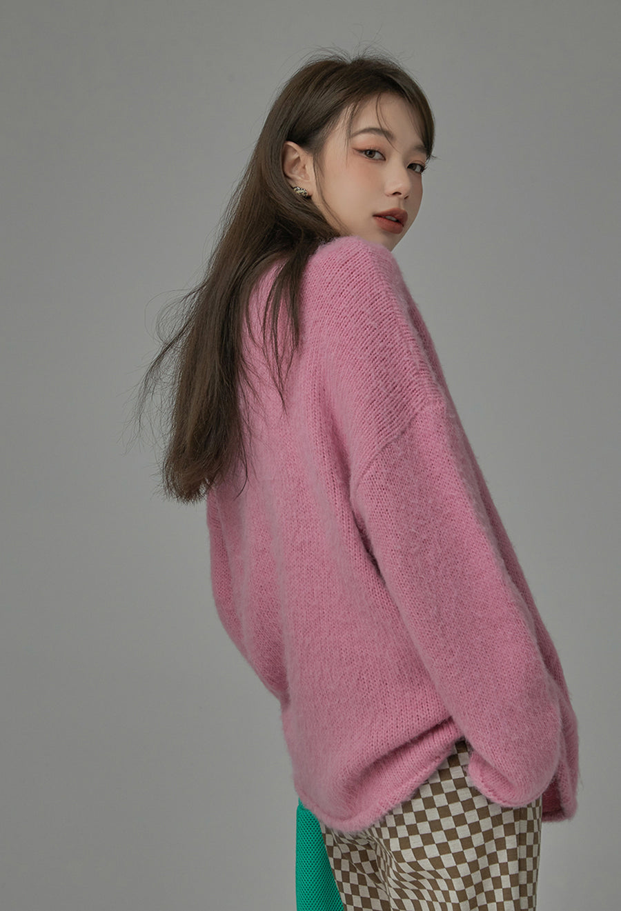 CHUU A Big Personality Long Knit Sweater