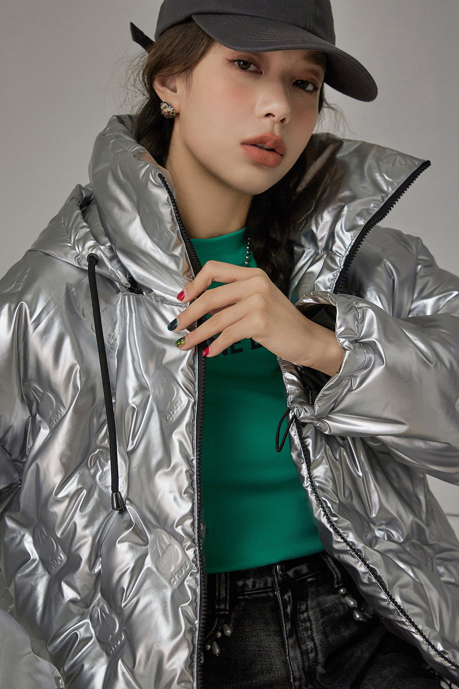 CHUU Metallic Cherries Padded Jacket