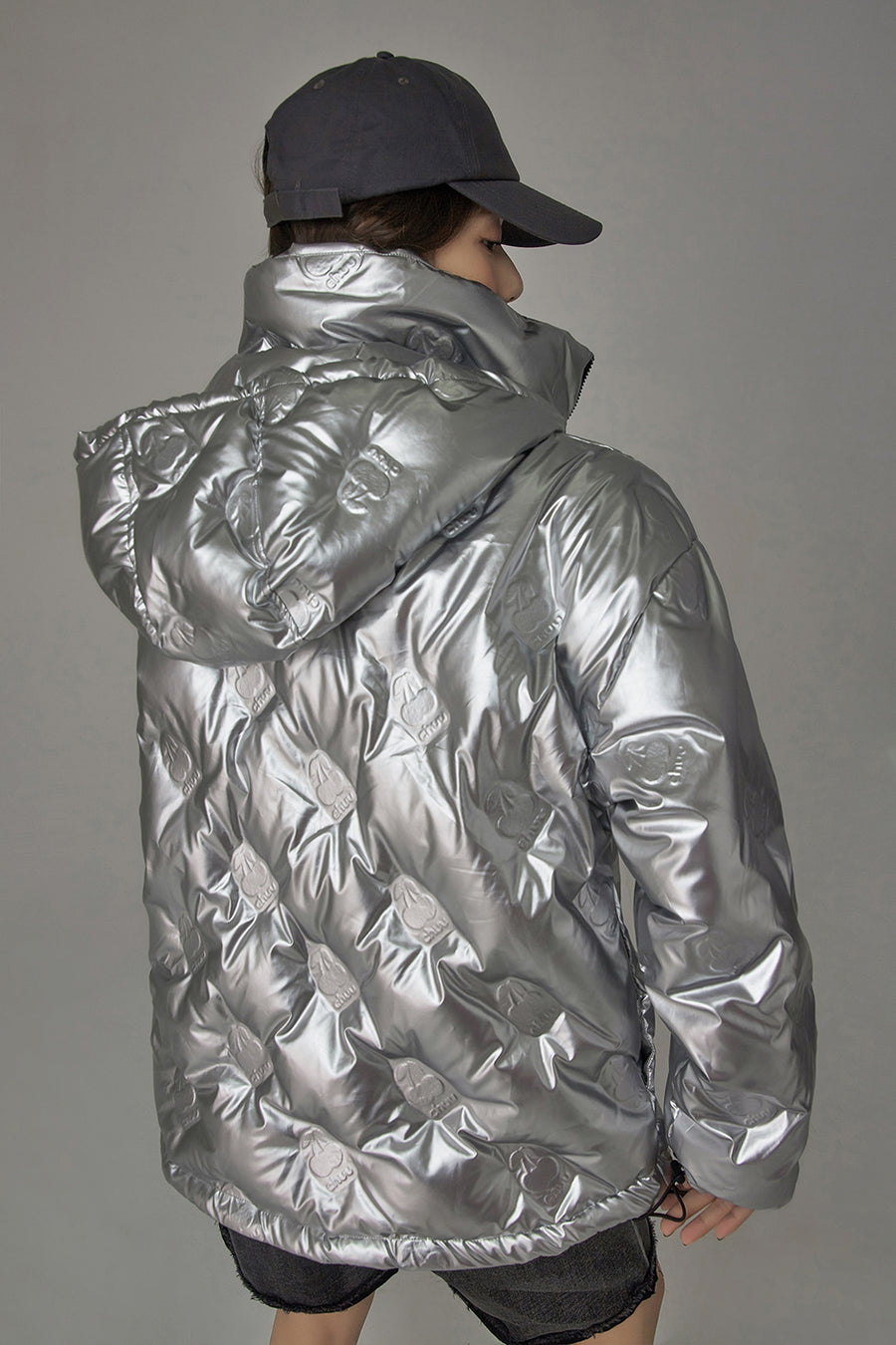 CHUU Metallic Cherries Padded Jacket