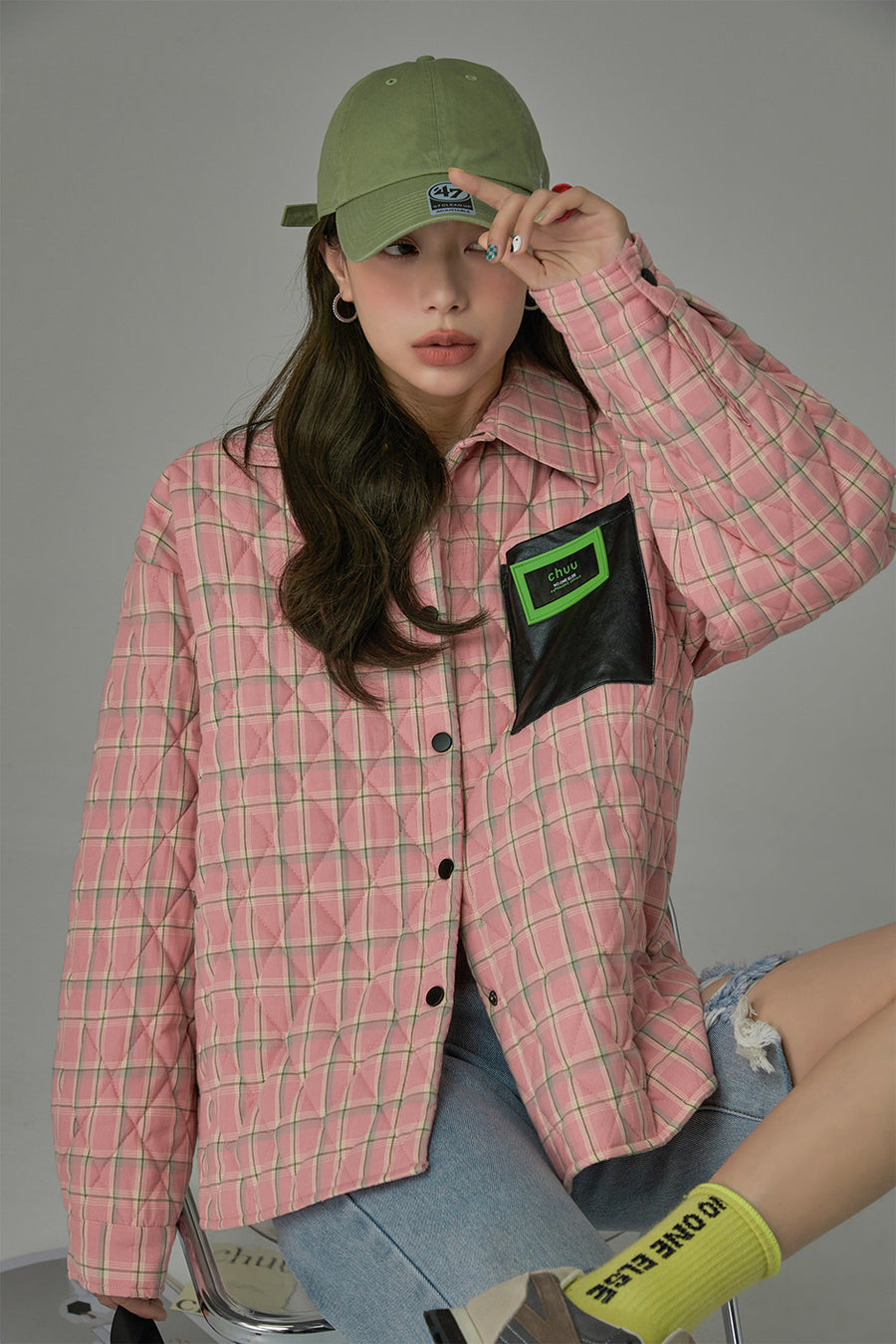 CHUU Falling For Aesthetic Plaid Padded Jacket