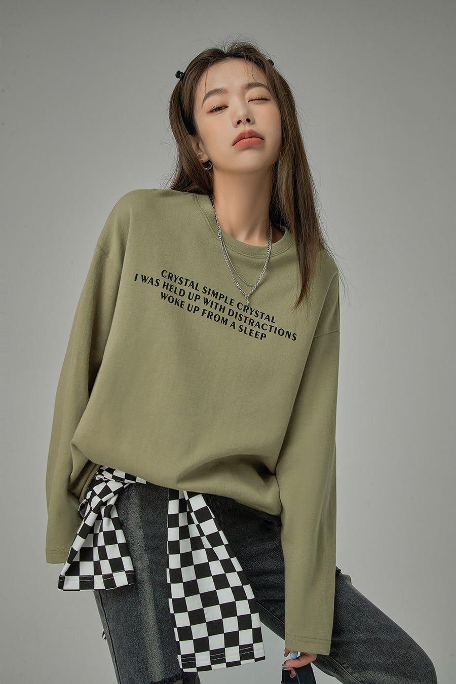 CHUU Simple Crystal Sweatshirt