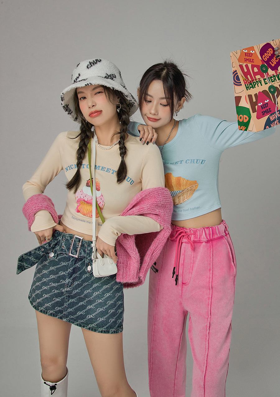 CHUU Cupcake And Croissant Top