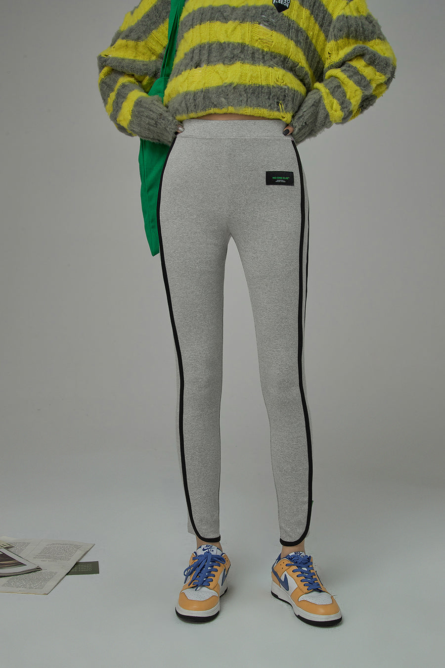 CHUU Put On A Show Leggings