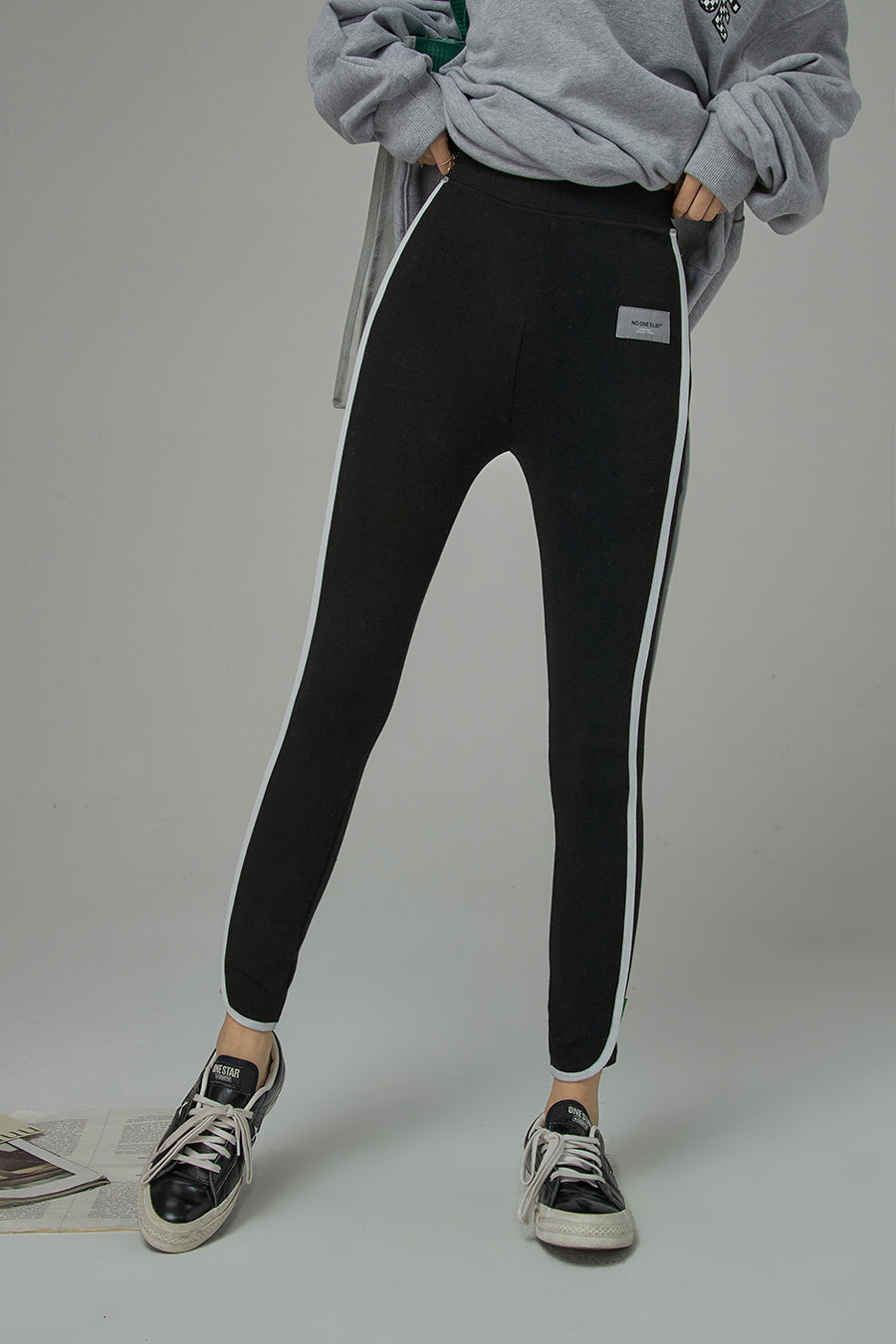 CHUU Put On A Show Leggings