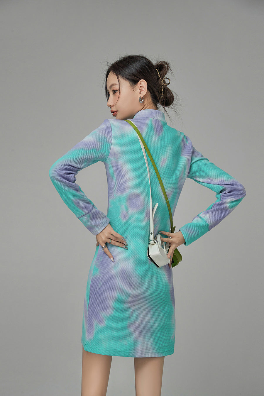 CHUU The Subtle Art Tie And Dye Dress