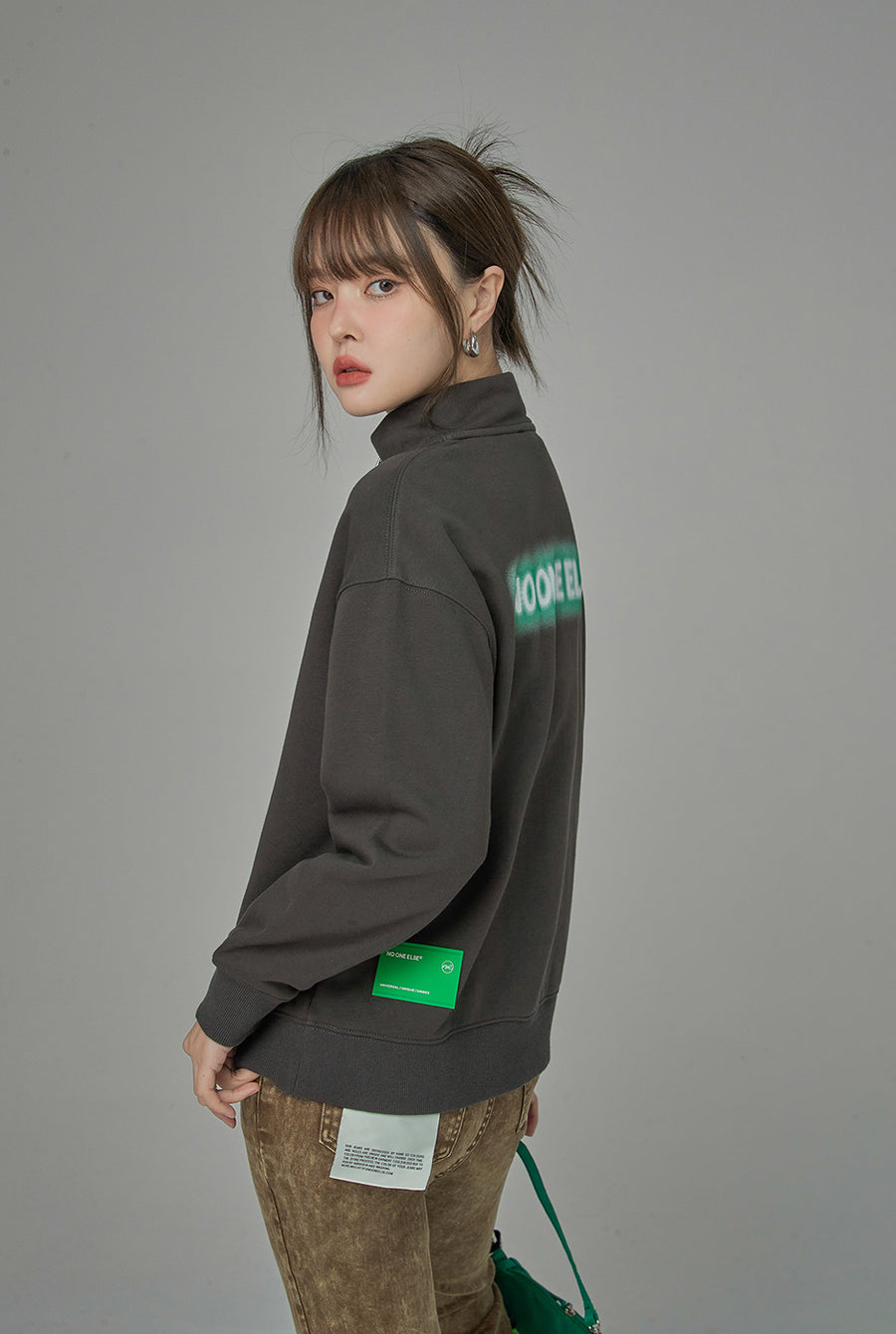 CHUU It Felt Like Heaven Half Zip-Up Sweatshirt