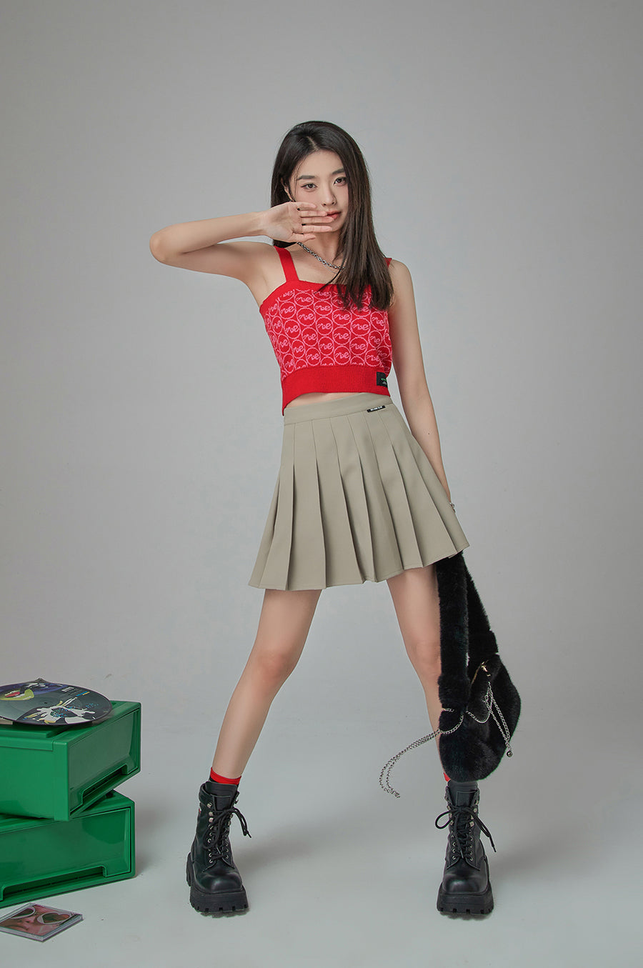 CHUU The Way To Know Me Knit Sleeveless Top