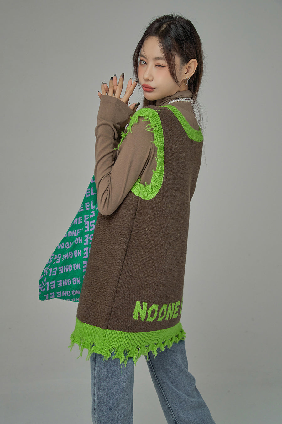 CHUU My Never Ending Thought Knit Vest