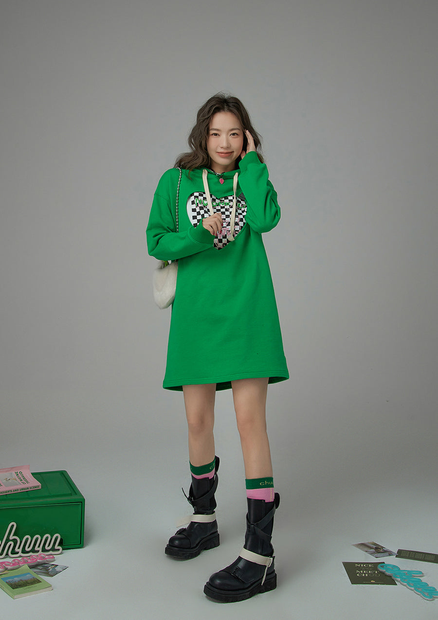 CHUU With An Open Heart Cutout Hood Dress