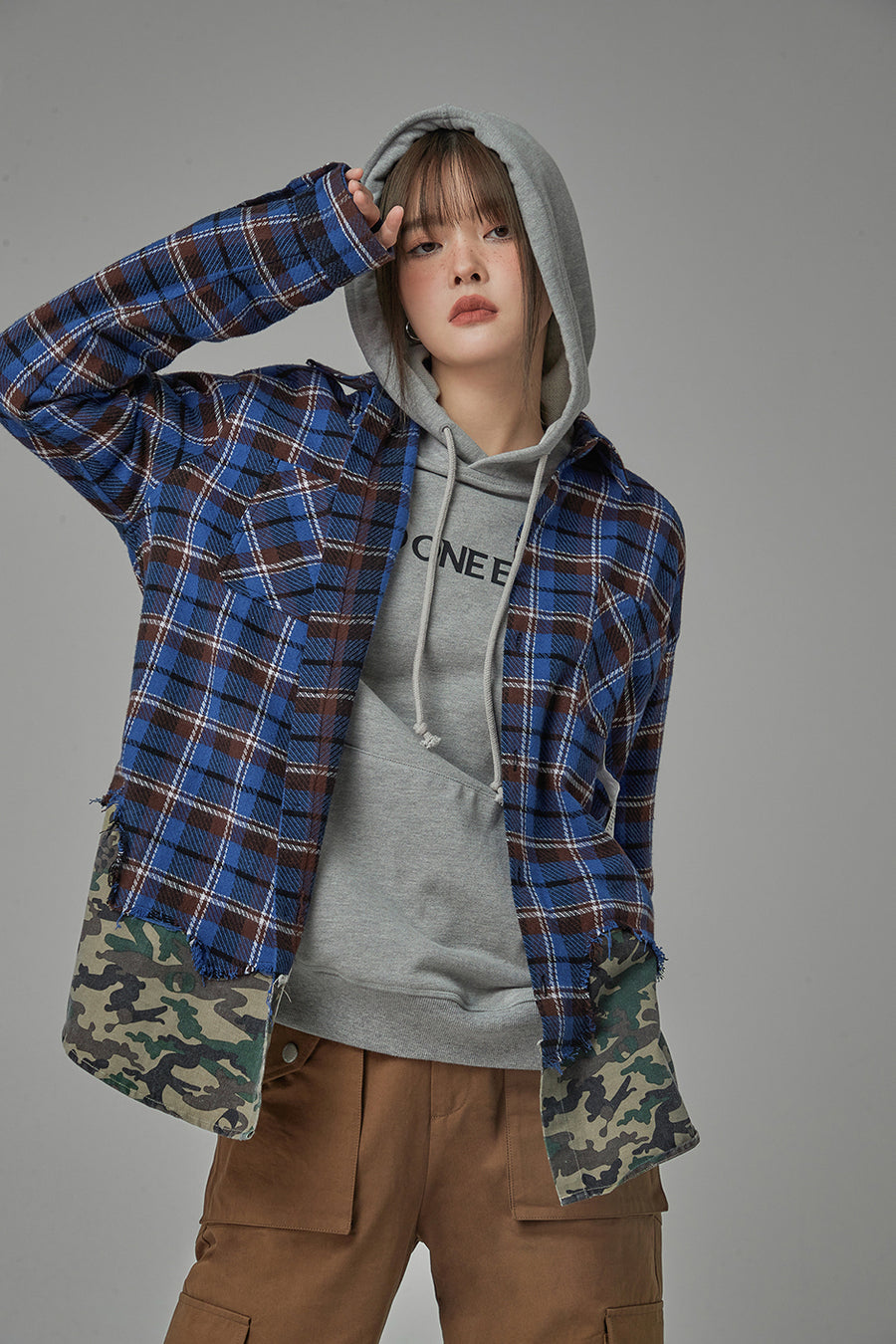 CHUU Looking For Unusual Plaid Camo Shirt