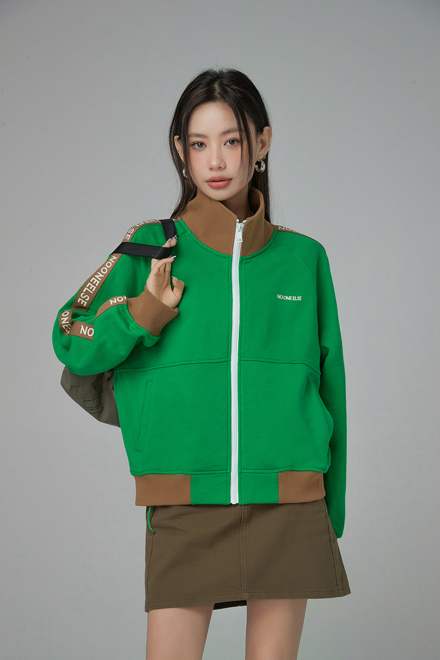 CHUU Never Too Much Track Zip-Up