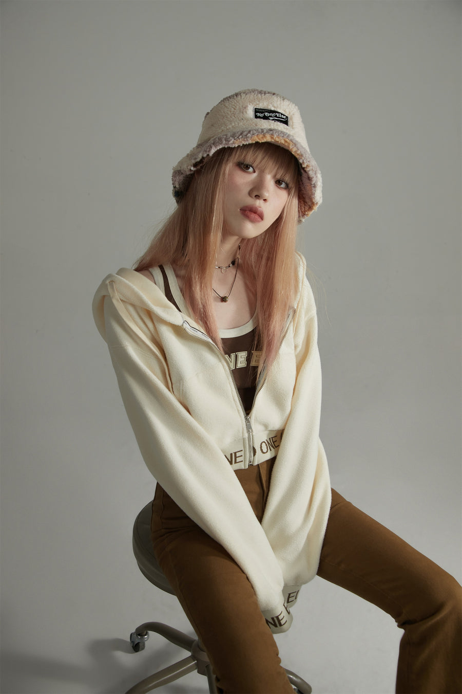 CHUU Camouflage Fleece Bucket Hat