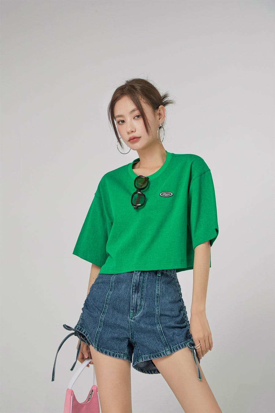 CHUU Chuu Logo Overfit Crop T-Shirt