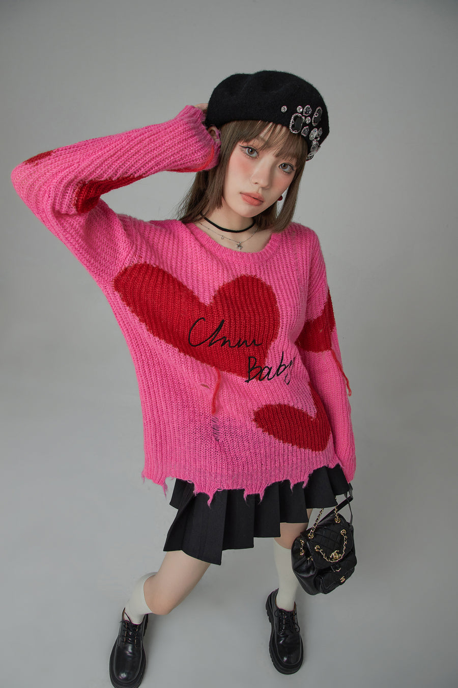 CHUU Distressed Heart Loose Fit Sweater