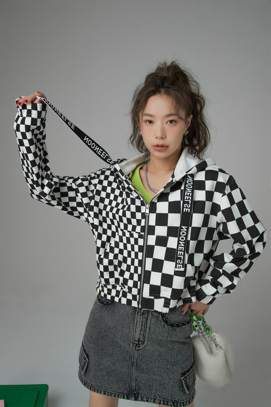 CHUU For Sure You Got This Checkered Jacket