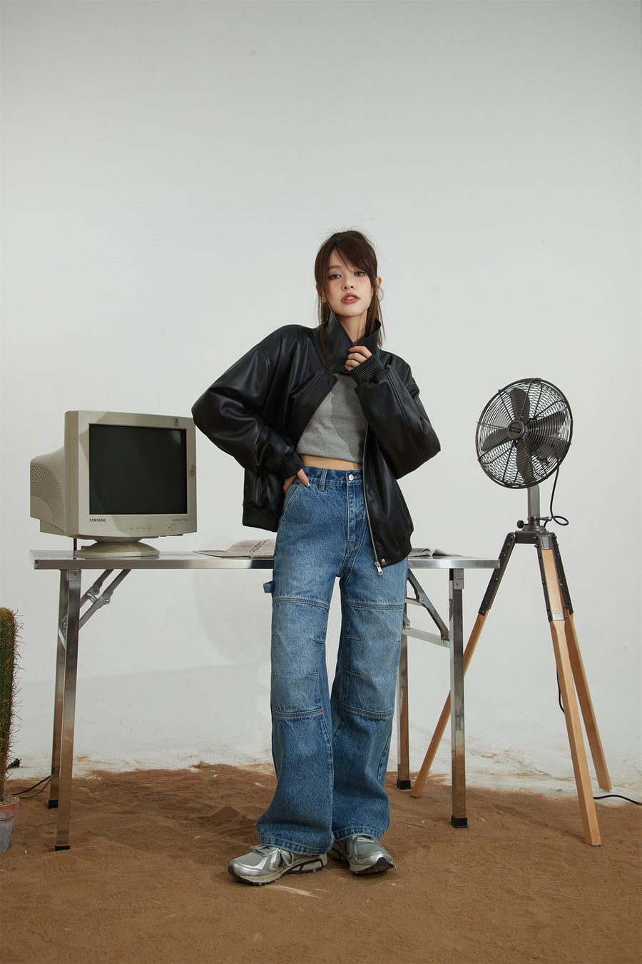 CHUU Straight Washed Denim Pants