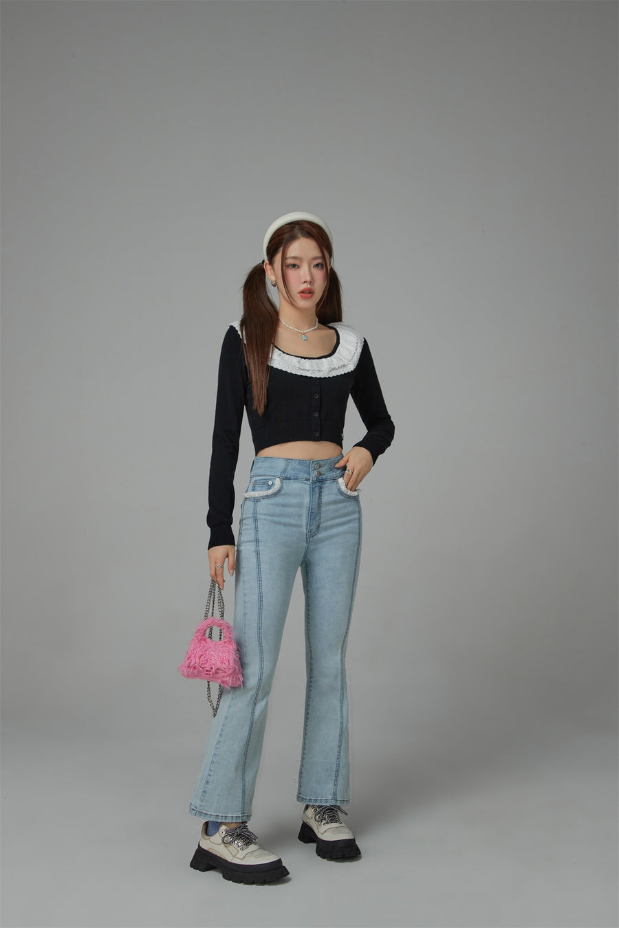 CHUU Lace Pockets Bootcut Jeans