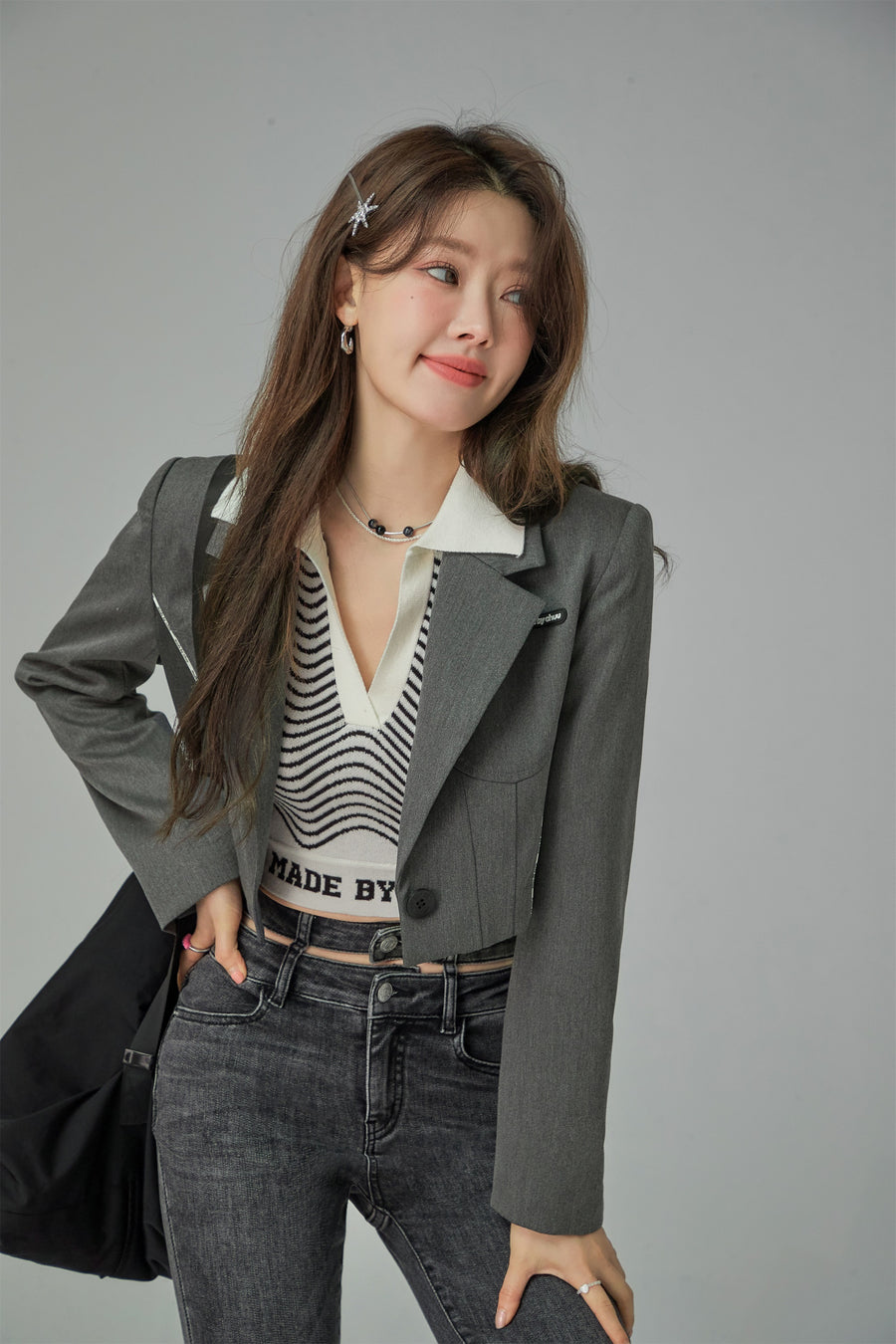 CHUU Cut-Out Simple Crop Jacket