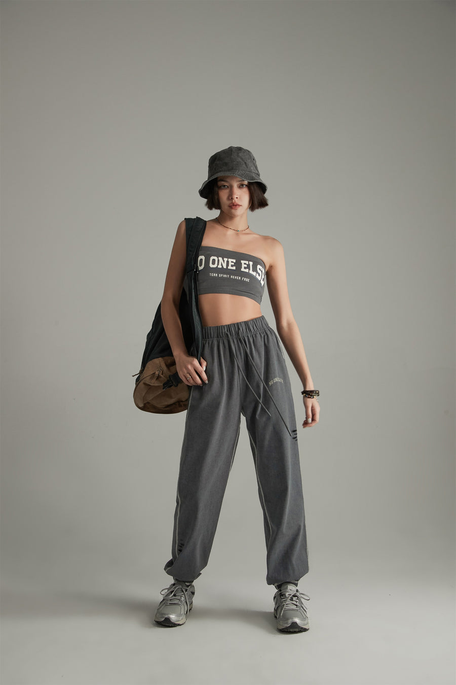 CHUU Daily Color String Jogger Sweatpants