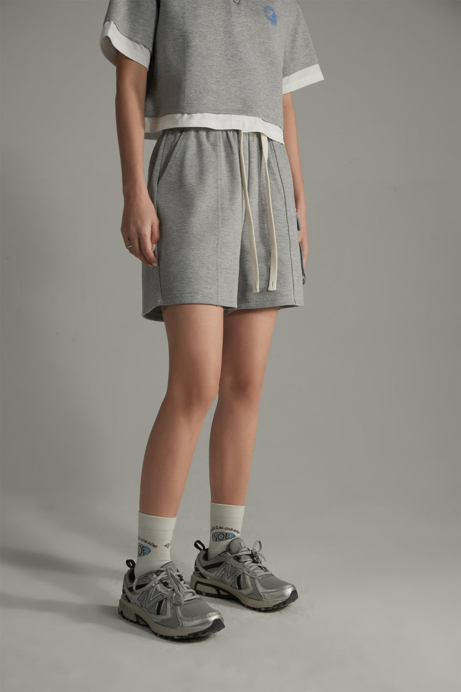 CHUU Cargo Pocket Jogger Shorts