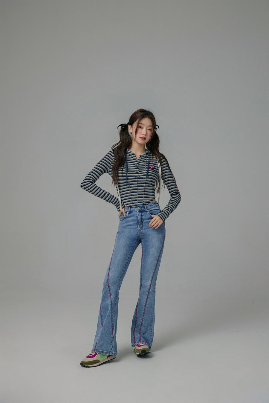 CHUU Ambitious Slim Bootcut Denim Jeans