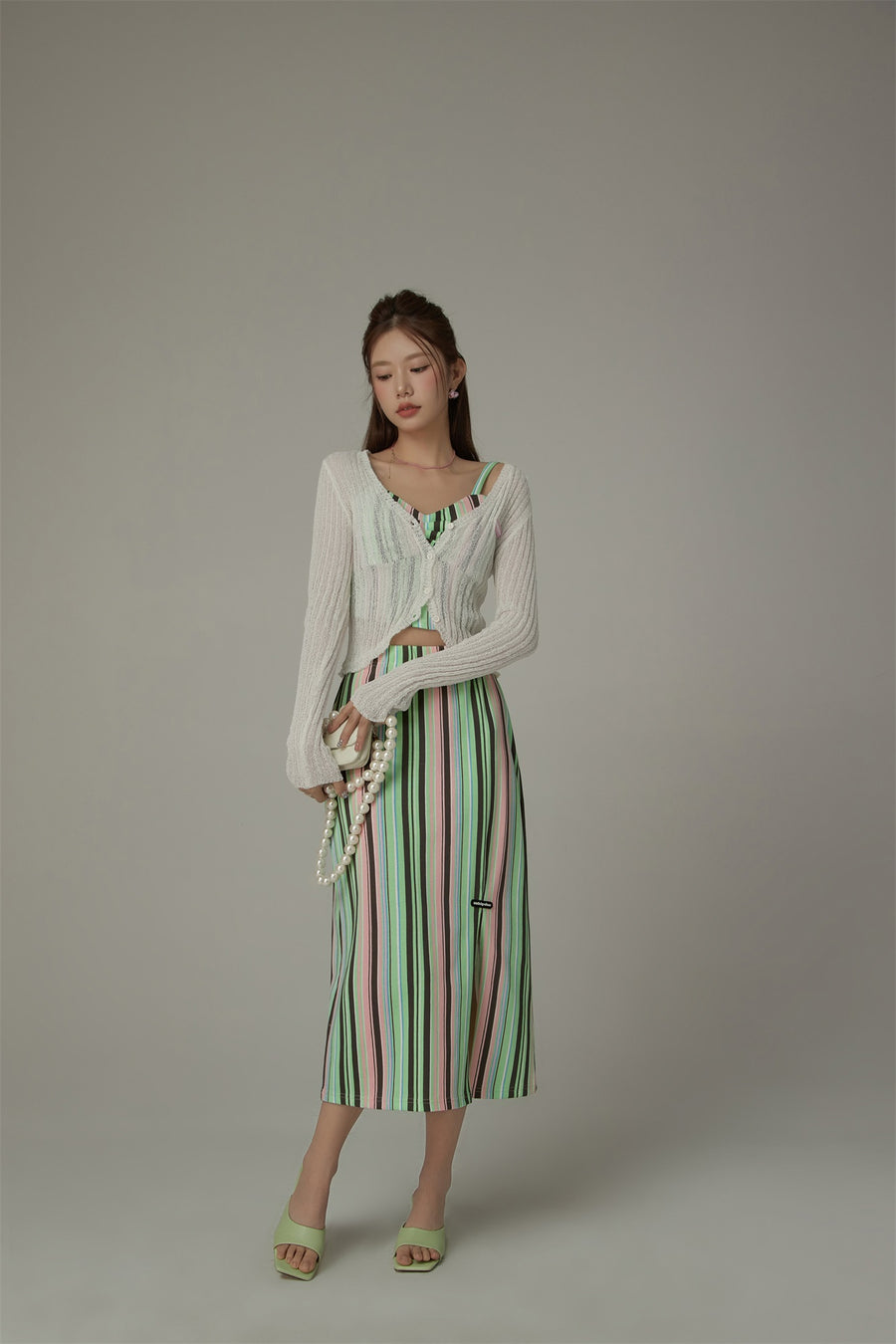 CHUU Rainbow Stripes Contrast Long Skirt