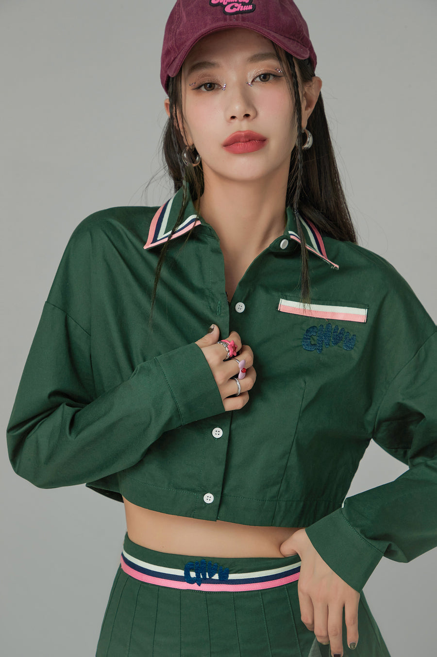 CHUU Embroidered Stripe Collar Crop Shirt