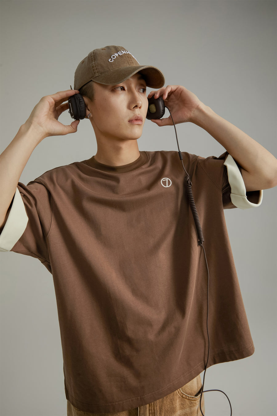 CHUU Line Color Loose Fit T-Shirt